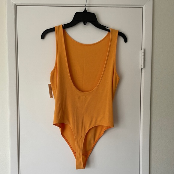 Aerie bodysuit perfect for summer! - Picture 2 of 5